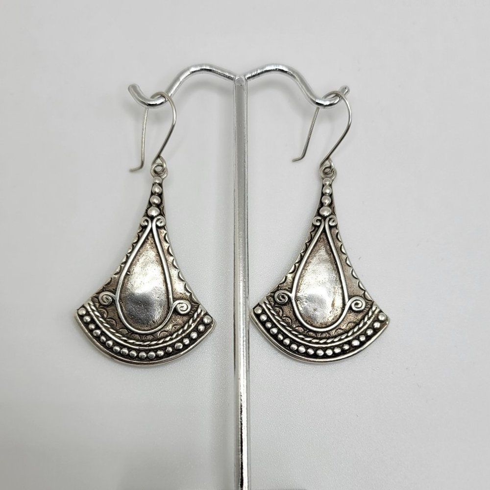 VINTAGE MEXICAN STERLING 925 SILVER STAMPED GHEAUI DROP PIERCED EARRINGS